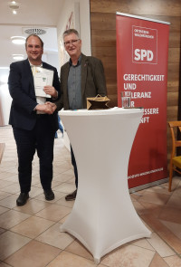 MdB Sebastian Roloff und der Ehrenvorsitzende Manfred Ruhland